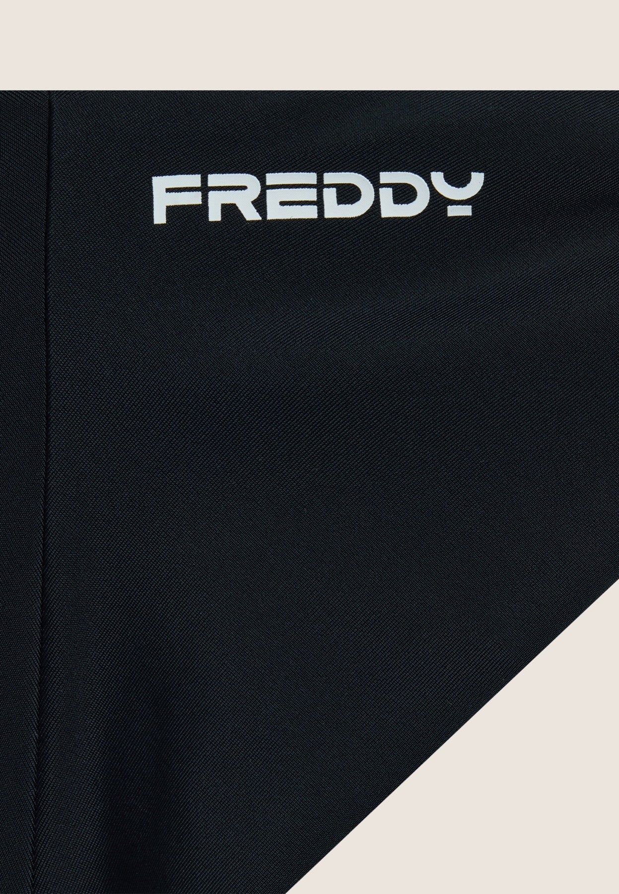 Brasilianische Bikinihose - An den Seiten gebunden - BLACK