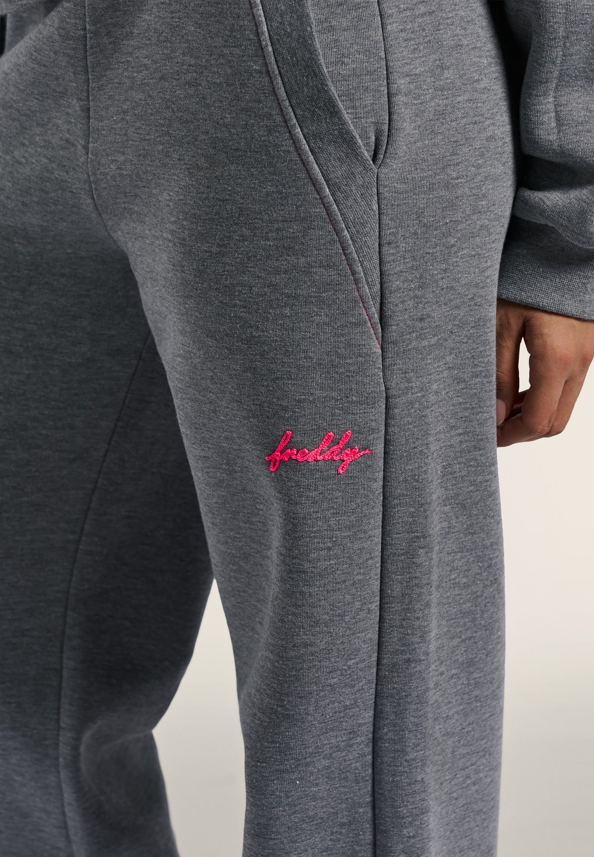 Wide-leg melange trousers with neon pink details - Mélange Gray