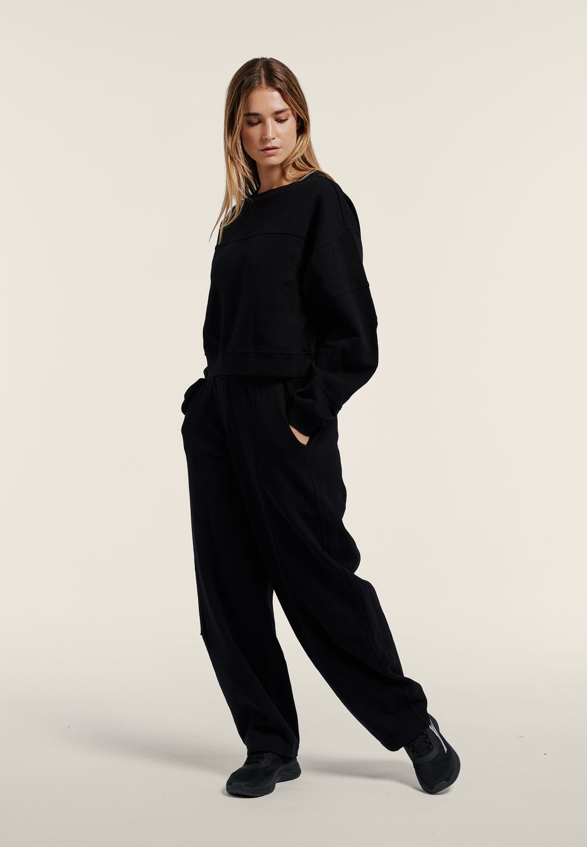 Fleece balloon trousers with faded effect - Black