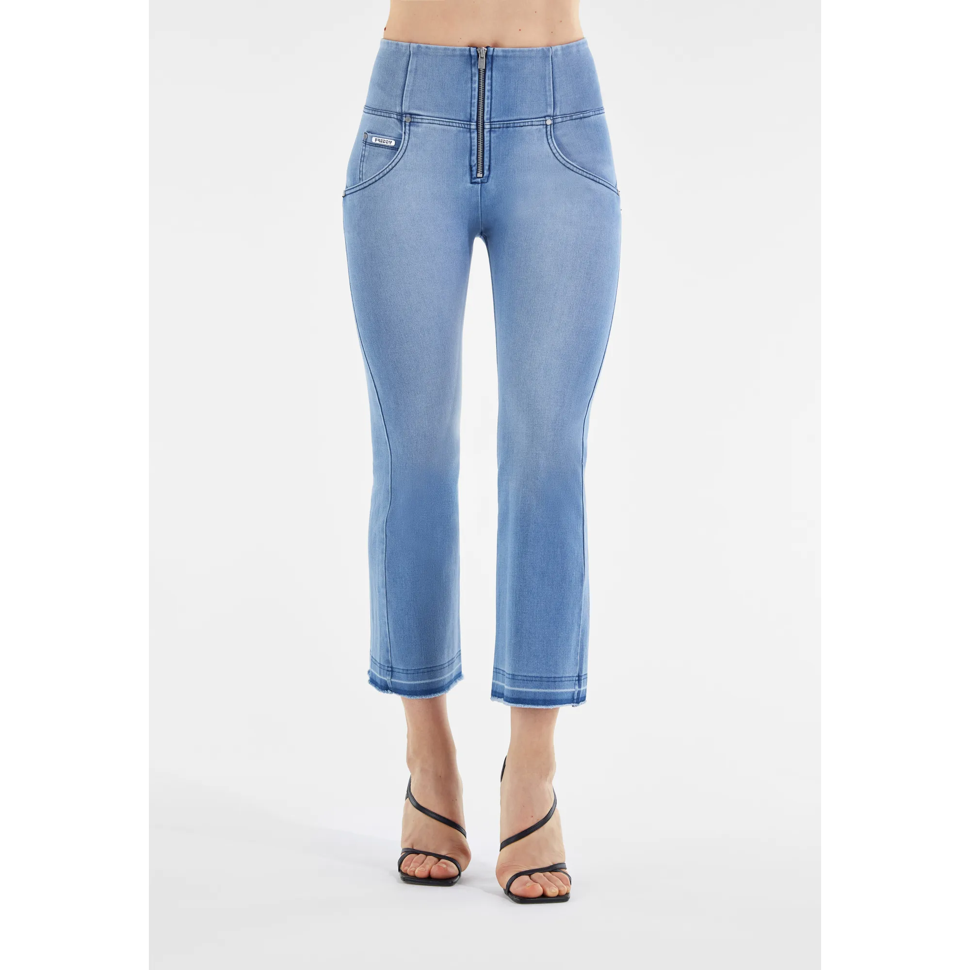 WR.UP® Snug Jeans - 7/8 Flare z wysokim stanem - J4B