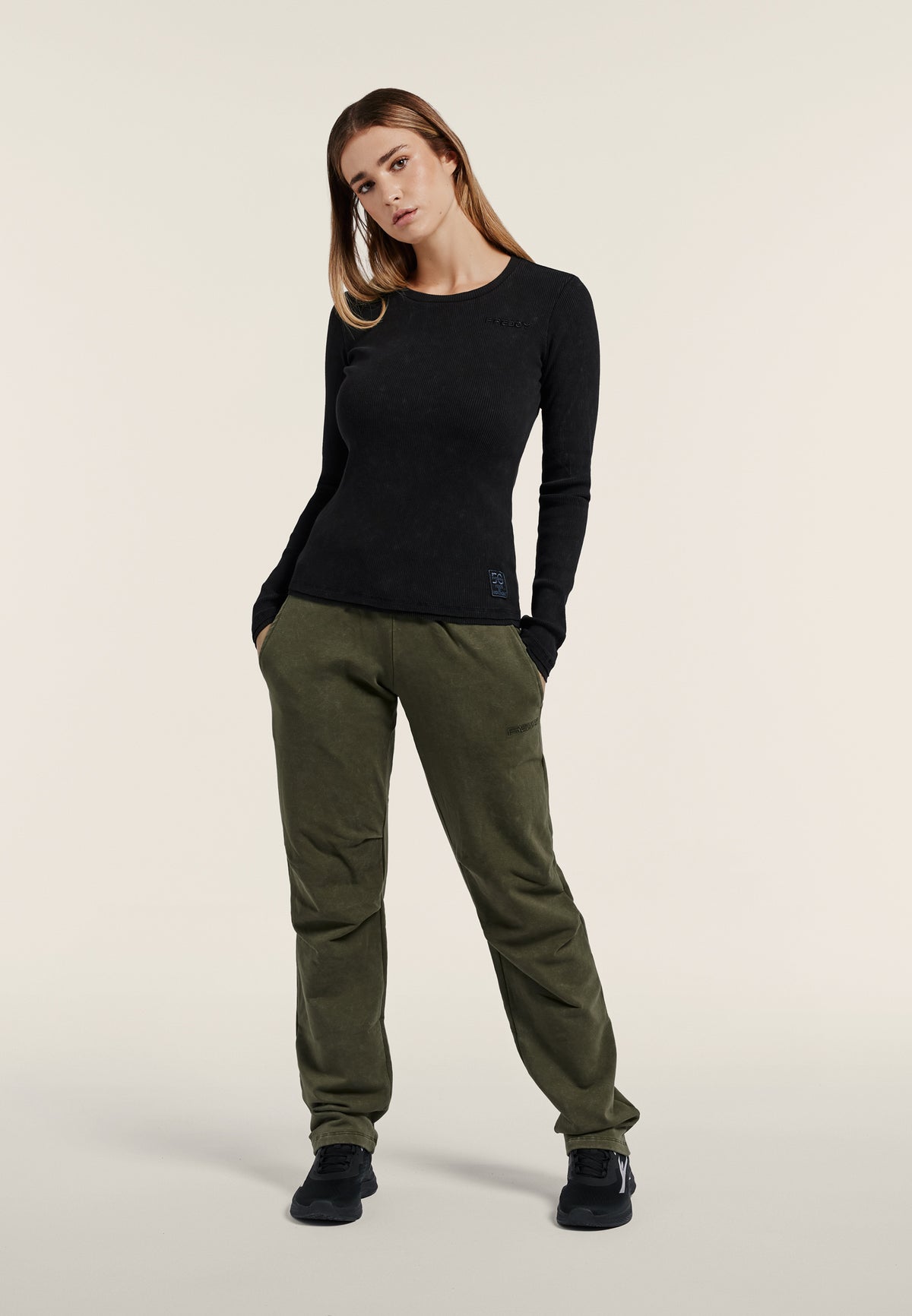 Ribbed long sleeve t-shirt with 50 Years of Movement patch - Black